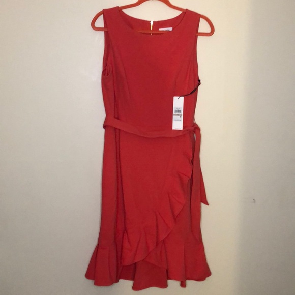 Dress - Picture 2 of 2